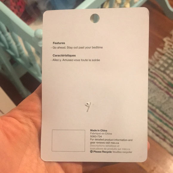 Official Mountain Equipment Co-Op old logo style reflective patch - Picture 2 of 3